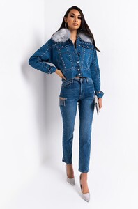 just-gimme-the-light-denim-jacket-with-faux-fur-trim_medium-blue-denim_6.jpg
