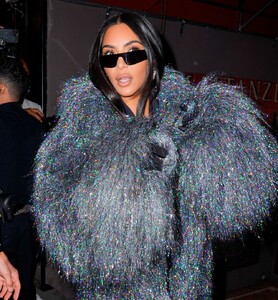 kim-kardashian-in-shimmery-and-shaggy-coat-nyc-10-05-2021-2.jpg