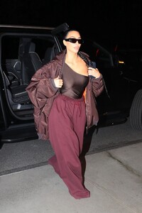 kim-kardashian-out-for-dinner-in-nyc-11-03-2021-12.jpg