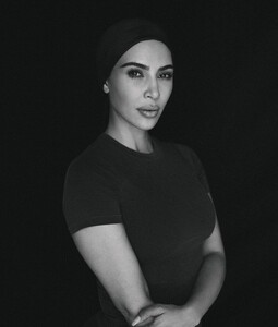 kim-kardashian-wsj-magazine-november-2021-0.jpg