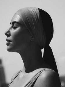 kim-kardashian-wsj-magazine-november-2021-5.jpg