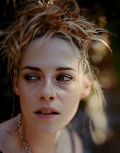 kristen-stewart-the-new-yorker-november-2021-0.jpg