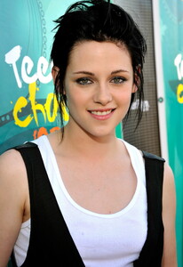 kristen-stewart_380.jpg