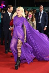 lady-gaga-house-of-gucci-premiere-in-london-11-09-2021-3e.jpg
