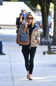 nicky-hilton-out-and-about-in-new-york-11-01-2021-5.jpg