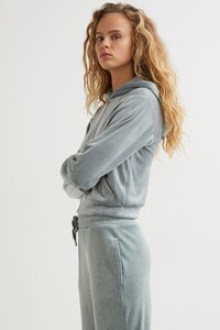 hmgoepprod - 2021-12-08T221521.835.jpg