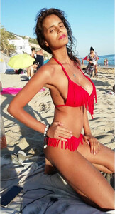 red_bikini (2).jpg