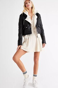 download - 2021-12-16T041244.611.jpg