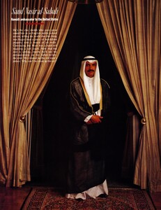 Hall_Leibovitz_Vanity_Fair_December_1991_09.thumb.jpg.c4b5e701ac239c88eb601573329da6fd.jpg