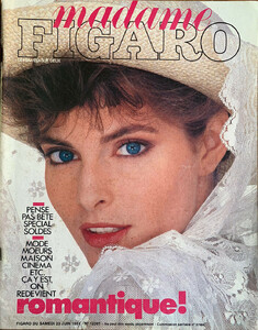 MadameFigaroFr230684no12381coverJoanSeverance.thumb.jpg.5b0332c2a130d433eb5b91d5e63a409e.jpg