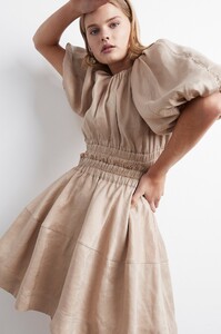 S40-21SS5070_Solitude_Cutout_Mini_Dress_Beige-21647-Aje-0926.jpeg