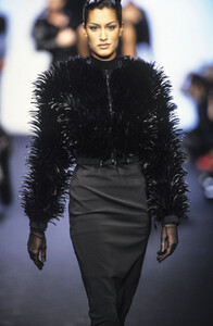 1353616808_Lanvin1993WomenRTW126.thumb.jpg.383f47f986096eeb001dbb33978dad29.jpg