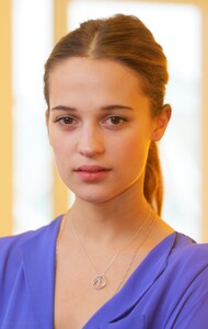 Alicia_Vikander_photo.filmcelebritiesactresses.blogspot-0970.jpg