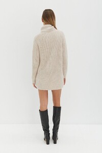 StyleAddict_ChunkyKnitMiniDress_MilaUntitledSession2524_3000x.jpg