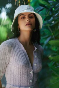 camila-mendes-for-elle-magazine-january-2022-1.jpeg