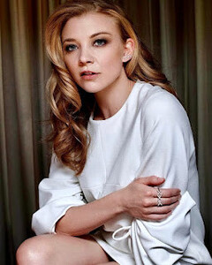nataliedormer_xo_193544750_295329308962494_6240017393963045940_n.jpg