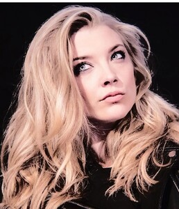 nataliedormer_xo_258871477_112150621163730_734583426515694942_n.webp.jpg