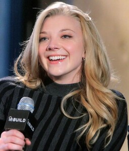 nataliedormer_xo_265801278_1323070871491444_8922510033498072800_n.webp.jpg