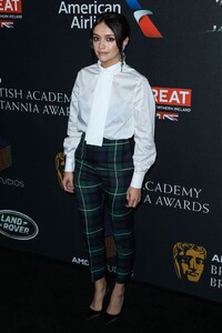 olivia-cooke-bafta-los-angeles-britannia-awards-4.jpg