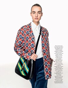 2022-02-24 Elle Italia-page-017.jpg