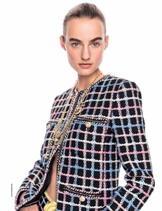 2022-02-24 Elle Italia-page-014.jpg