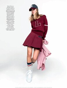 2022-02-24 Elle Italia-page-004.jpg