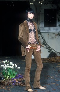 1922391307_DolceGabbana2001Fall16.thumb.jpg.6c9a1034b60043507f3aefb0136b4f2d.jpg