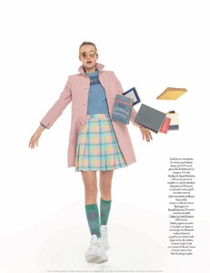 2022-02-24 Elle Italia-page-009.jpg