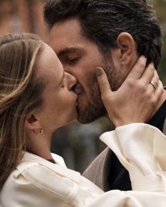 Снимок экрана 2022-02-24 в 22.37.31.png