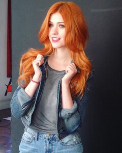 katherine-mcnamara-social-media-pics-december-2015-19.jpg