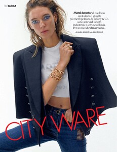 2022-03-19 Elle Italia-page-002.jpg