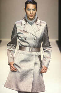 21346781_PacoRabanne1996WomenRTW66.thumb.jpg.61d81f3a356ef514c920a424fd562966.jpg