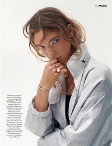 2022-03-19 Elle Italia-page-005.jpg