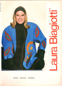 LauraBiagottiAdCpDe0990a.thumb.jpg.3d52bc2efe1fb6c514b49780f9880b1d.jpg