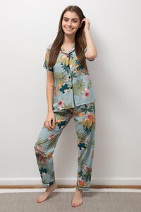 PIJAMAFLEUR_900x.jpg
