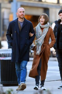 lily-collins-and-charlie-mcdowell-out-in-new-york-03-21-2022-3.jpg