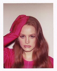madelaine-petsch-contentmode-magazine-march-2022-3.jpeg