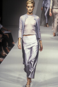1012391660_AlbertaFerretti1996WomenRTW62.thumb.jpg.75c49fb115f5a57e1e74d8831f204504.jpg