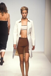 1037932093_Prada1996WomenRTW7.thumb.jpg.8236fd8d4c56d6d30323adb8abe6af19.jpg