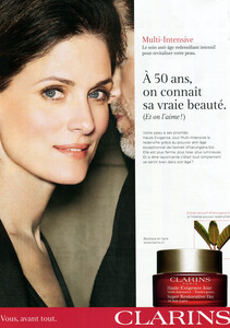 clarins (2).jpg