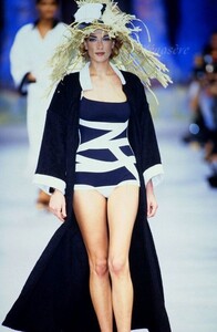 1992-chanelSS-4.jpg