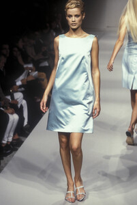 71410564_AlbertaFerretti1996WomenRTW58.thumb.jpg.bdae3e9c05da3f8da71b377c71ca2e48.jpg