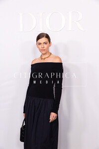 Dior-219.thumb.jpg.6060632e500ae6b81b36aa1e0db65a8a.jpg