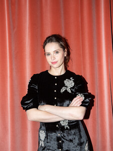 Felicity-Jones-Photoshoot-For-Coveteur-2018-003.jpg
