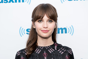 Felicity_Jones_photo.filmcelebritiesactresses.blogspot-0236.jpg