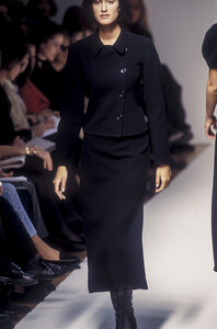 jil-sander-fw-93-13.thumb.jpg.ded652b14fdbc1569091012b25b37b4f.jpg