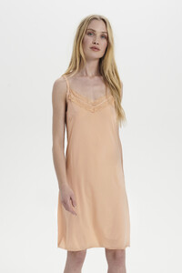 nude-nenasz-lace-dress.jpg