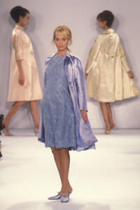 1109810007_IsaacMizrahi1996WomenRTW78.thumb.jpg.592ab8d962449b95f7e21b5425be3bbe.jpg