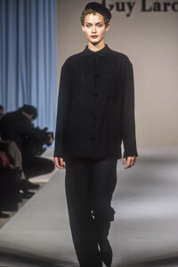 1185982478_GuyLaroche1994HauteCouture30.thumb.jpg.55cc859d54878623388fb0e7c08195fb.jpg