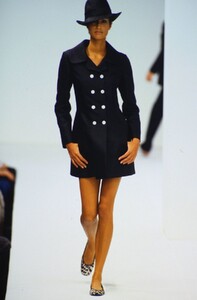 1909392462_DolceGabbana1996SS2.thumb.jpg.6d20aaea62a9b1f012929e8e78b24ce8.jpg